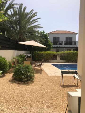 Villa Denis, Marine Drive, Coral Bay Peyia Dış mekan fotoğraf