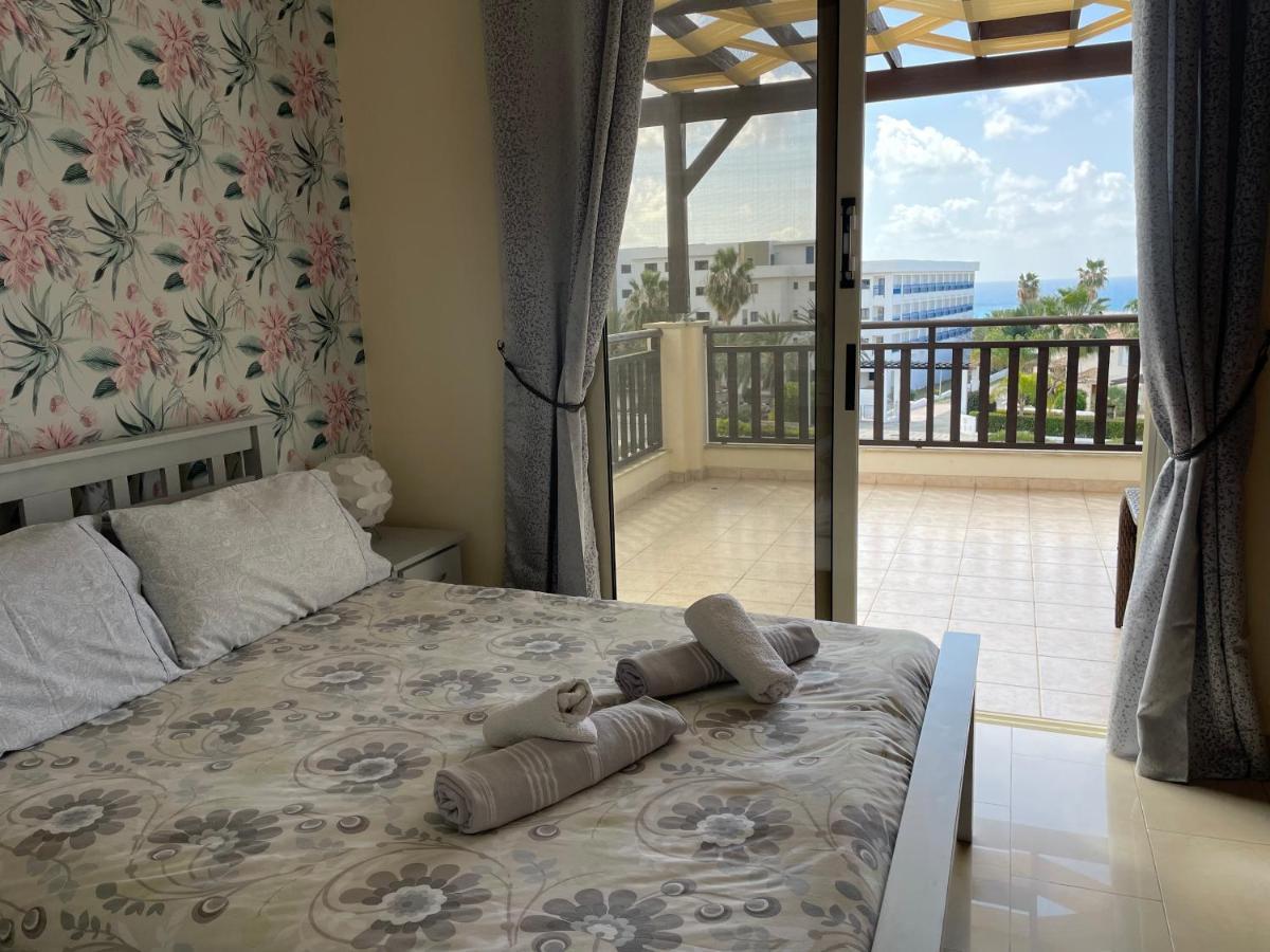 Villa Denis, Marine Drive, Coral Bay Peyia Dış mekan fotoğraf